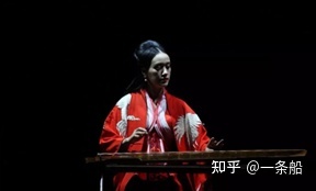 甘孜藏族自治州古琴演奏家（赵晓霞）的演奏特点与风格